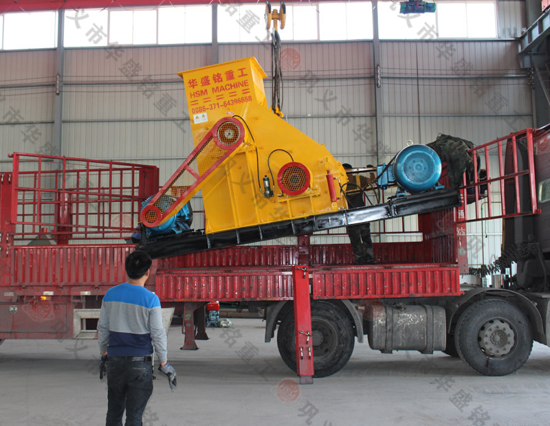 購買粉碎煤炭的雙級(jí)無篩底破碎機(jī)需要多少錢？